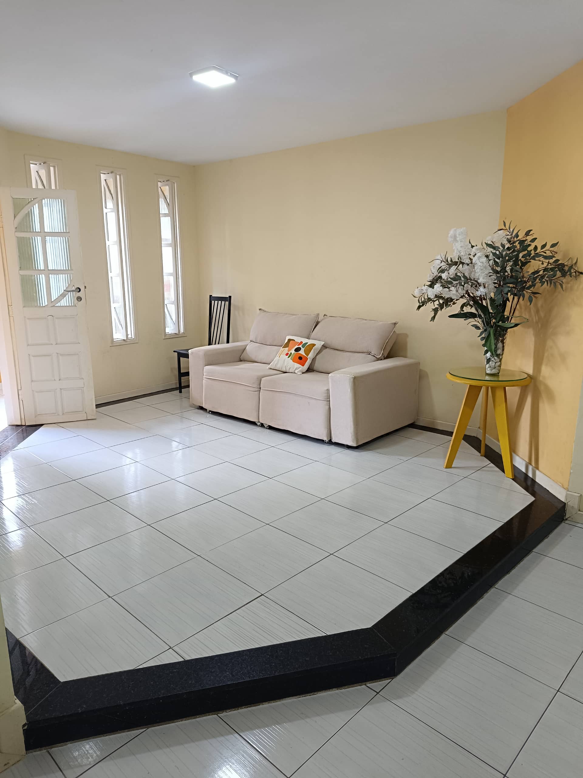Apartamento com 3 quartos em Itapuã - 4